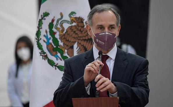 墨西哥卫生部副部长洛佩斯-加特利出席新闻发布会（资料图）