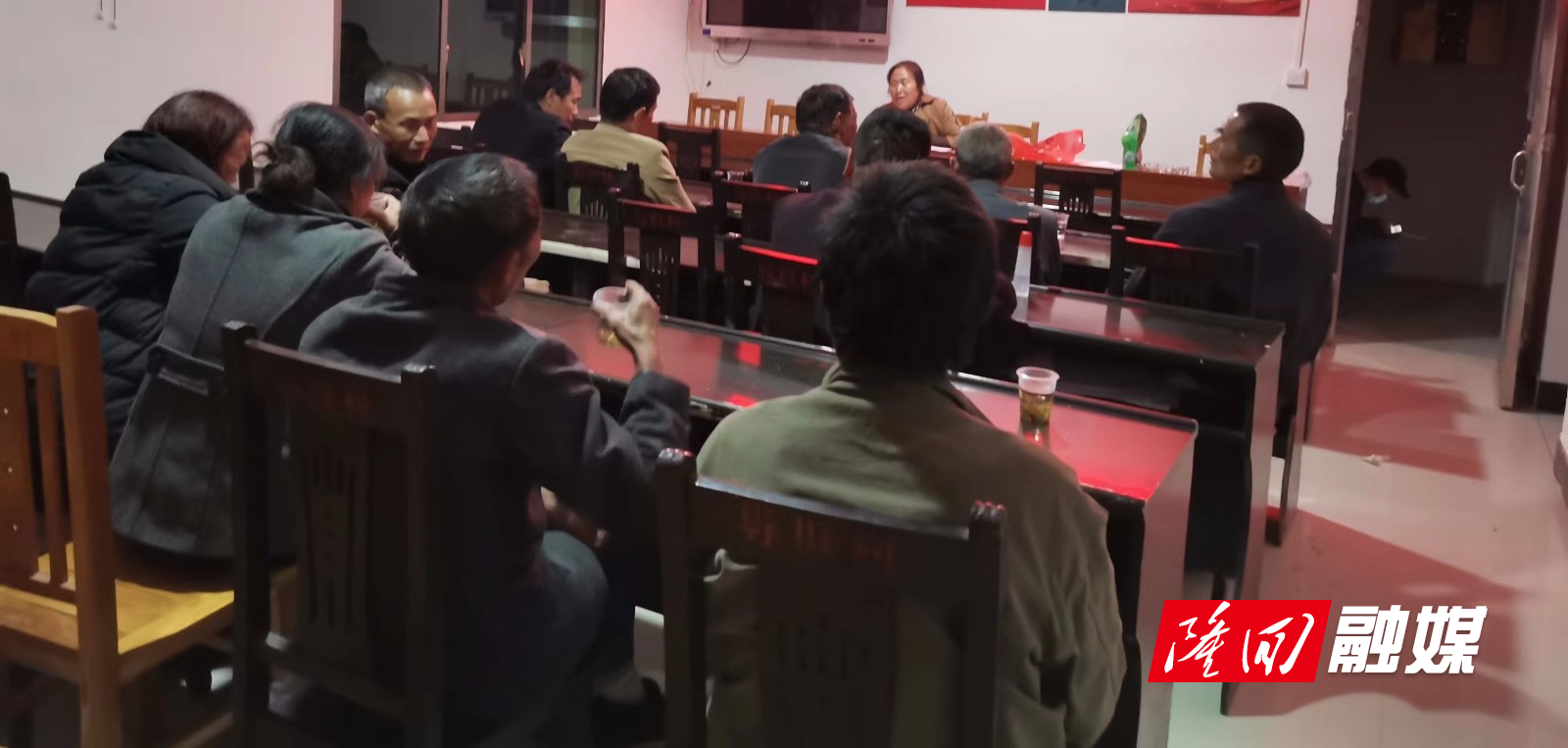 df98d243680c7dfc4e8bf128c05f62b.jpg df98d243680c7dfc4e8bf128c05f62b.jpg