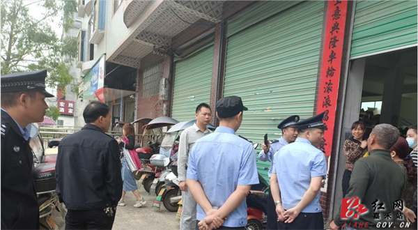 对企业负责人和员工进行交通安全教育.jpg