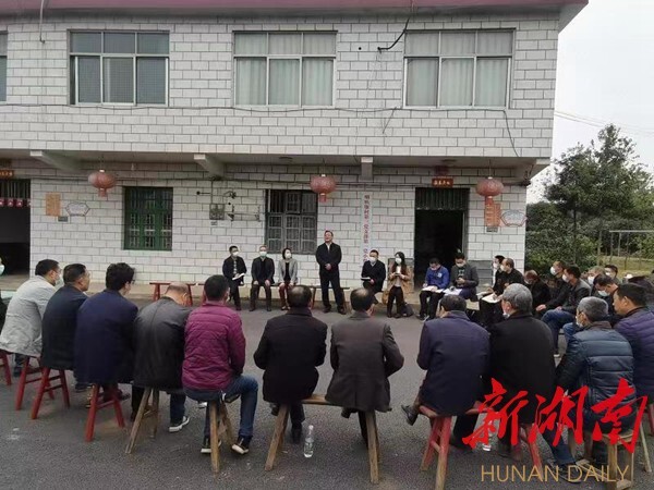 湖南日报要闻版丨以恳谈会推进基层治理的“衡南样本”（二） 小恳谈激荡大力量
