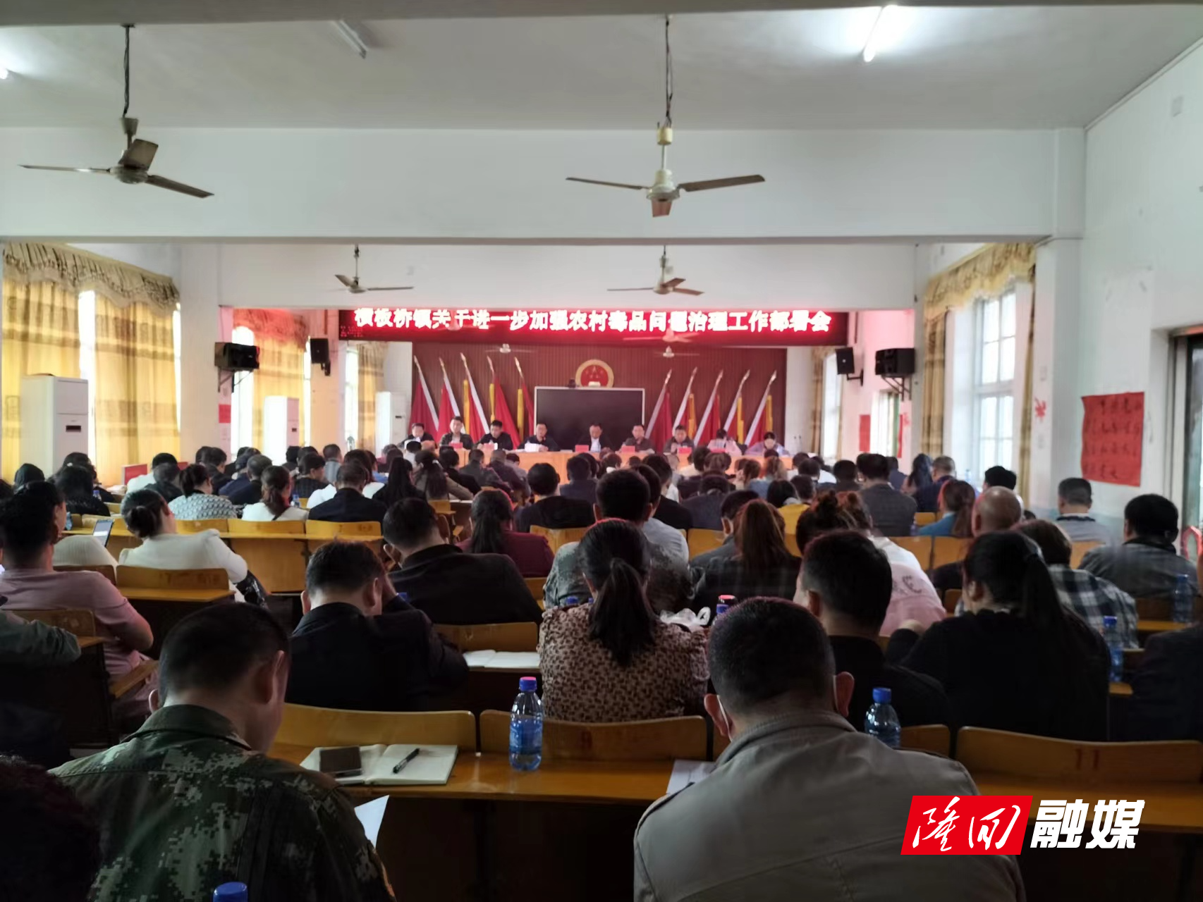 c2de00d51d5a7dd9e384317b4a6b4df.jpg c2de00d51d5a7dd9e384317b4a6b4df.jpg