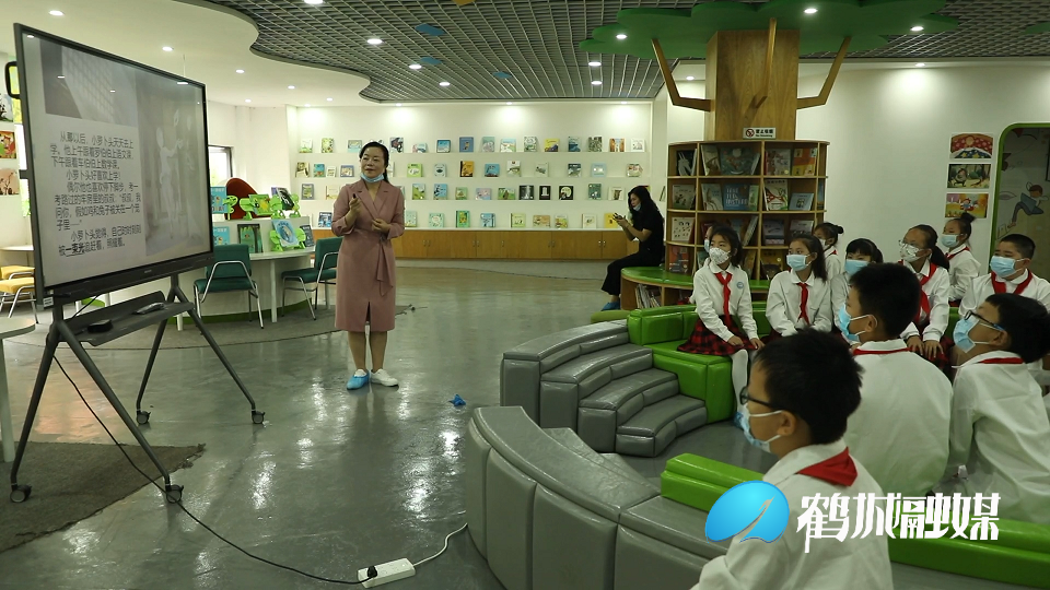 小萝卜头.mp4_20220531_165434.604.png