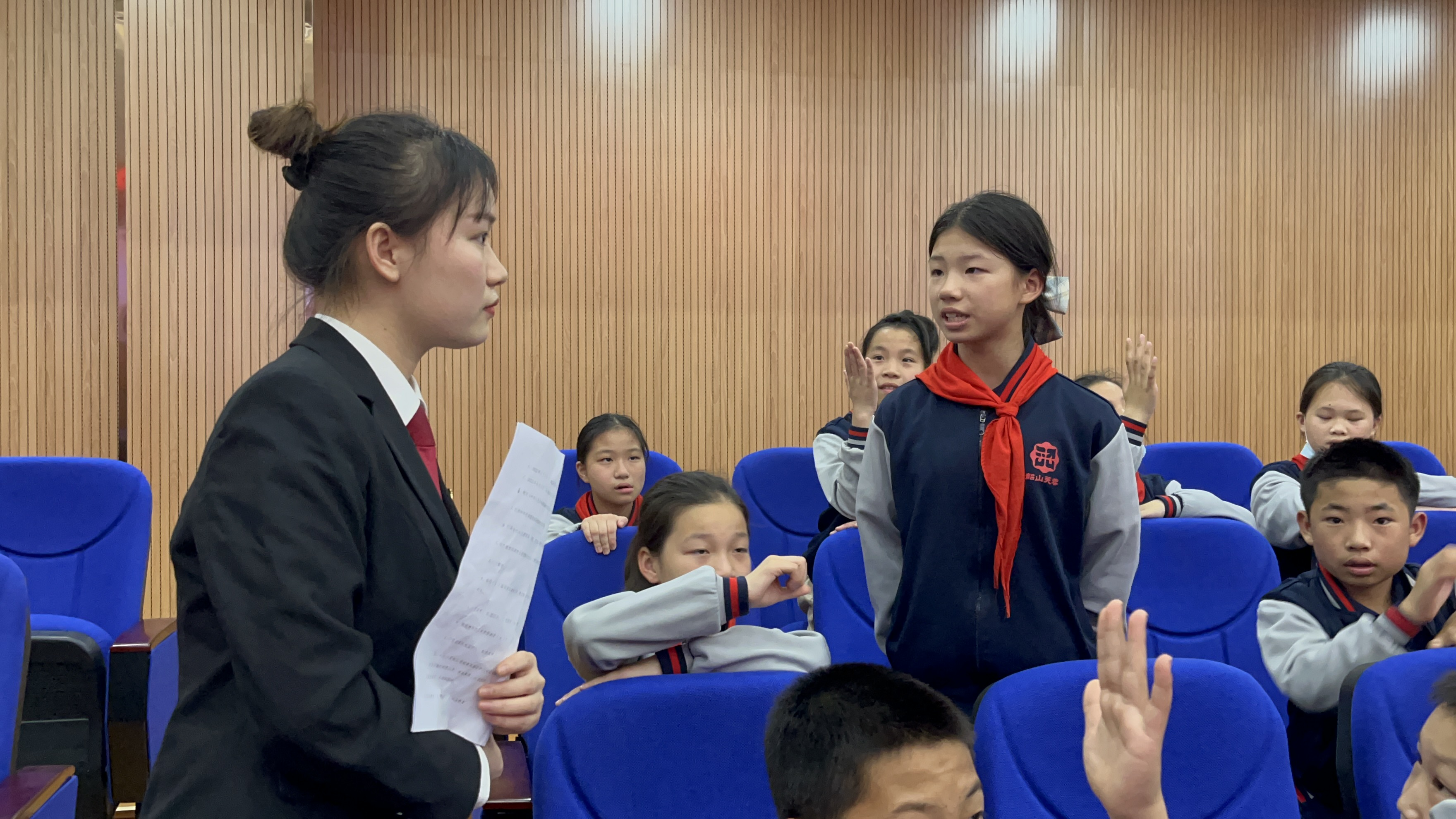 图片2.png 图片2.png