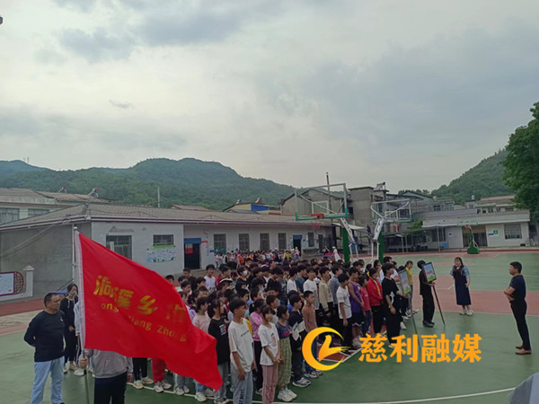 微信图片_20220530172401_副本.jpg