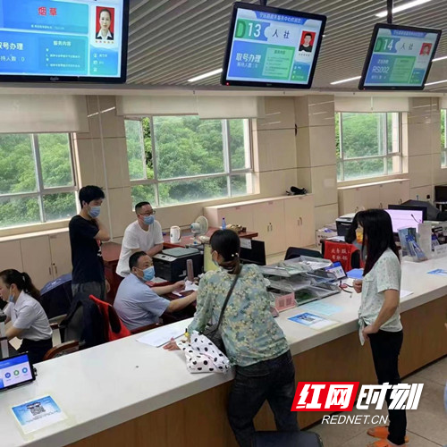 宁远：简化流程提效能  优化服务惠民生1_副本500.jpg