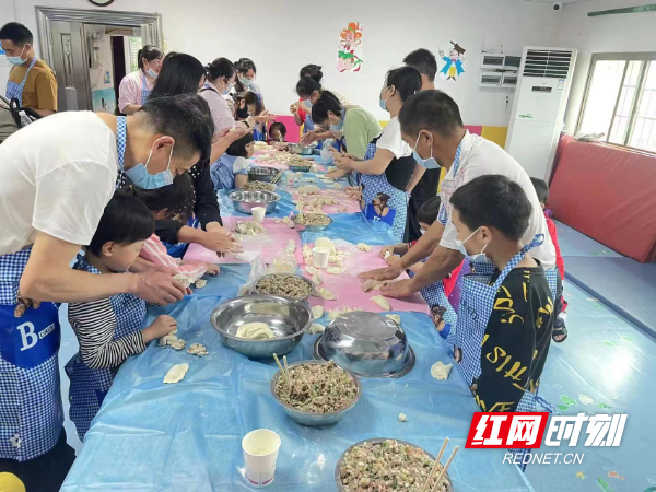 新邵县妇幼保健计划生育服务中心与孩子们一起欢度“六一”_邵阳头条网