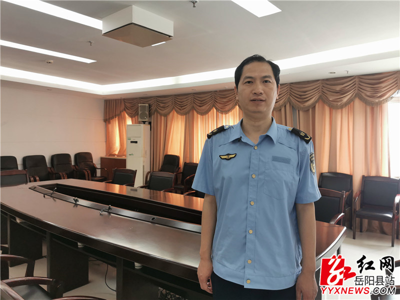 岳阳市生态环境局岳阳县分局党组成员 喻军辉.jpg