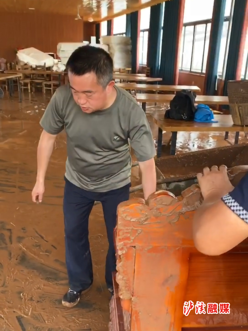 县委办2.jpg