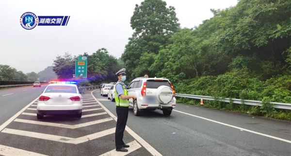 日均出警23244人次，湖南交警有力确保端午假期道路交通安全平稳