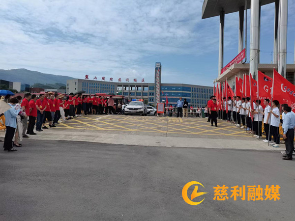 f2d16f4a567a4b6f4ee923a0633551b_副本.jpg
