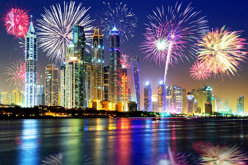 新年烟花汇演在迪拜_副本.jpg