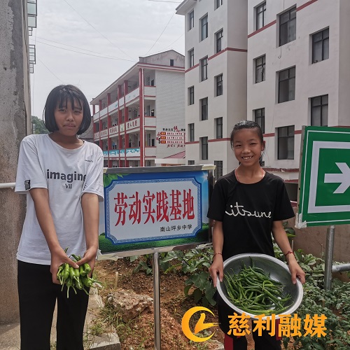 a531b42668a209f02c1fd20a9df6e27.jpg a531b42668a209f02c1fd20a9df6e27.jpg