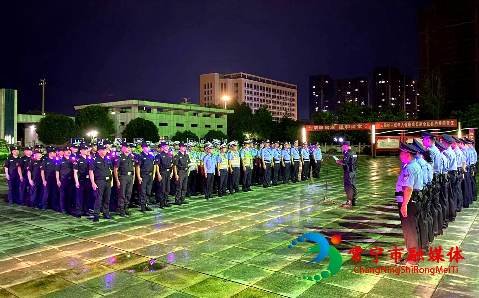 夜間巡邏.jpg