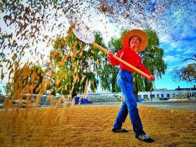 东北边陲:旅游兴市 产业富民 东北边陲:旅游兴市 产业富民