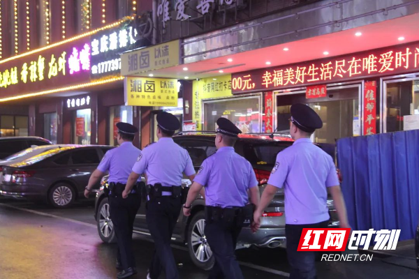 【人民群众的满意是我们最大的追求】大祥公安“警灯守护”夜巡行动誓师暨出征仪式 【人民群众的满意是我们最大的追求】大祥公安“警灯守护”夜巡行动誓师暨出征仪式