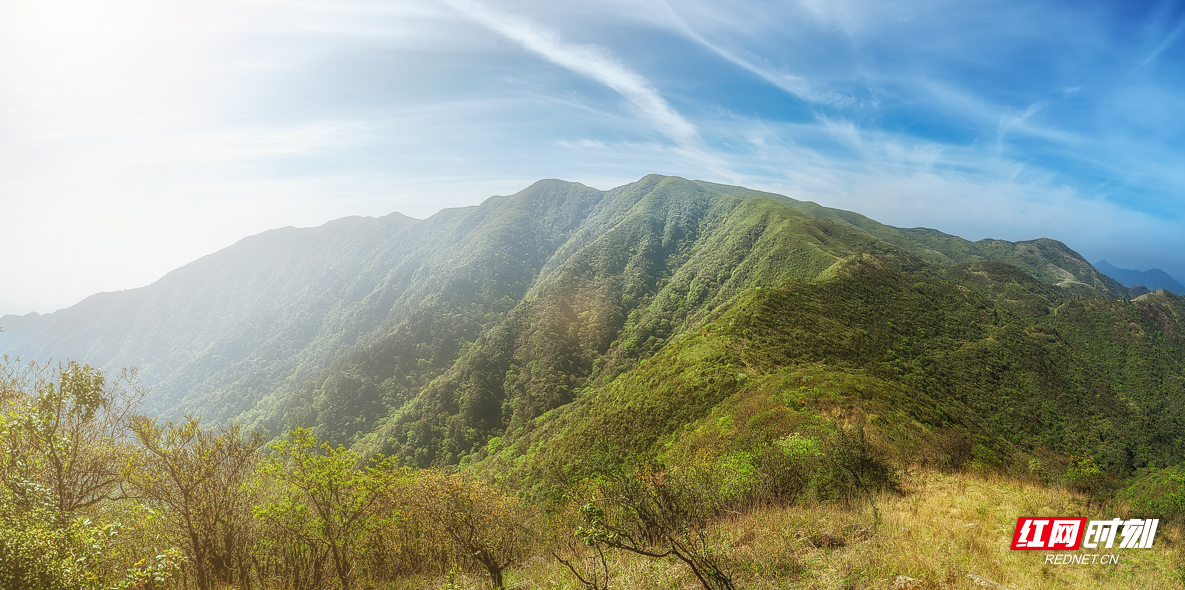 走进“多山之县” 领略“炎陵十峰”