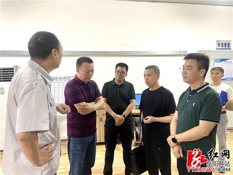 督导组一行实地走访贝特新能源.jpg