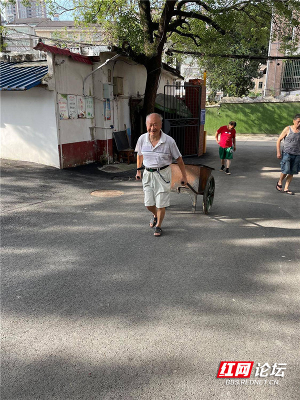 小区1.jpg 小区1.jpg