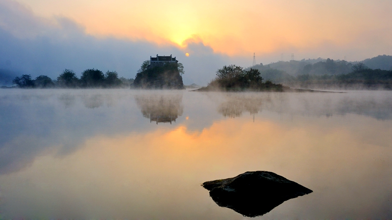 011108零陵香零山《香零晨曦》_汤玉军摄_副本.jpg