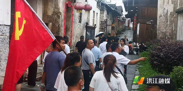 雪峰镇中心学校 (4).jpg