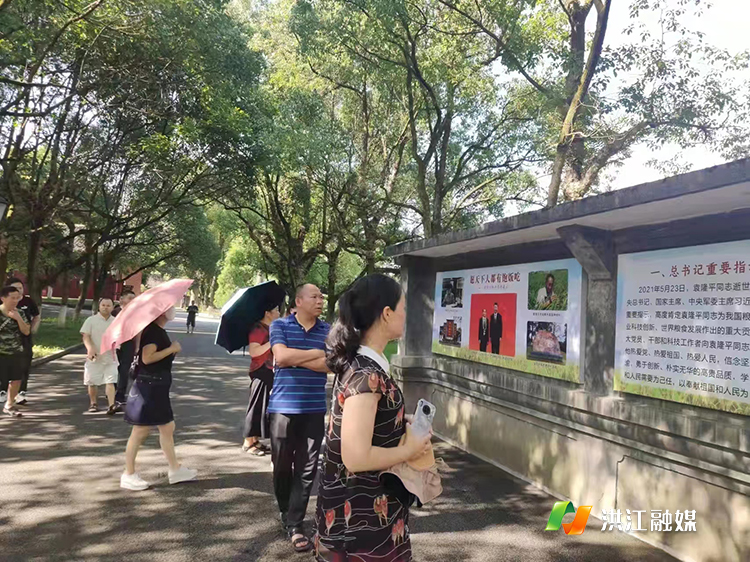 硖洲中学2.png