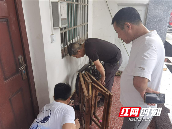 图片2.jpg 图片2.jpg