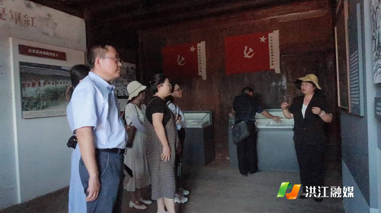 湾溪乡中心学校党支部1.jpg