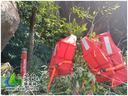 b03fc8edb317eb0de209c66525ef8fd8.jpg b03fc8edb317eb0de209c66525ef8fd8.jpg