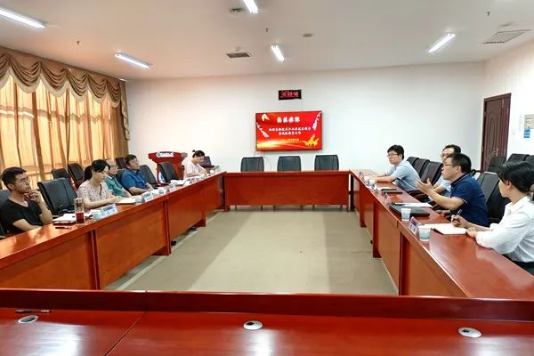 推动“地校”融合发展！湘潭高新区创业中心与湖南科技大学创新创业学院签订协议