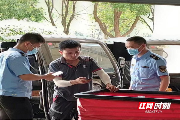 图片10.jpg 图片10.jpg