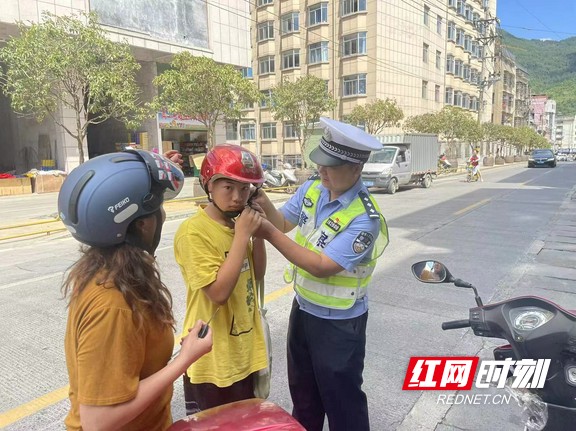 4d56d6f5d33d4986ba2f4c9faa05009d.marked.jpg 4d56d6f5d33d4986ba2f4c9faa05009d.marked.jpg