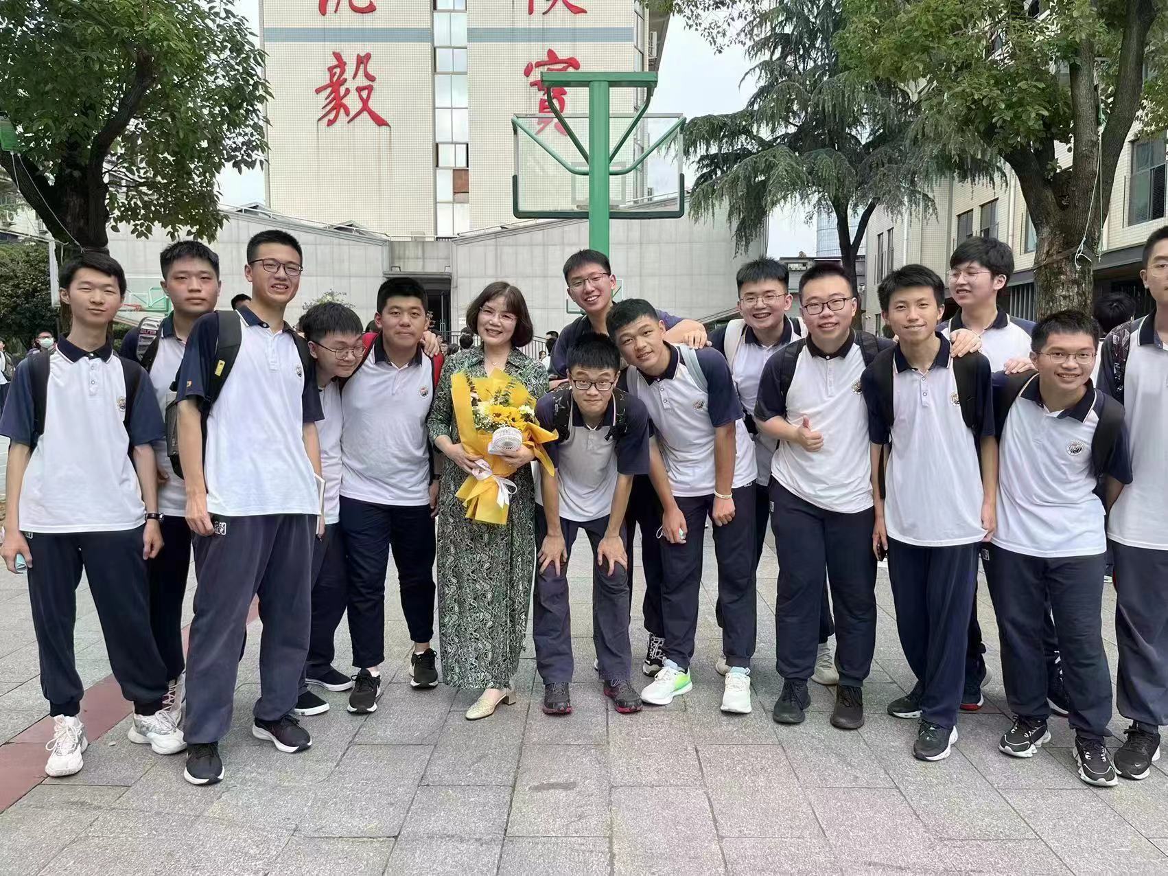 只要热爱,可迎万难!长郡学子喜获第54届国际化学奥赛金牌