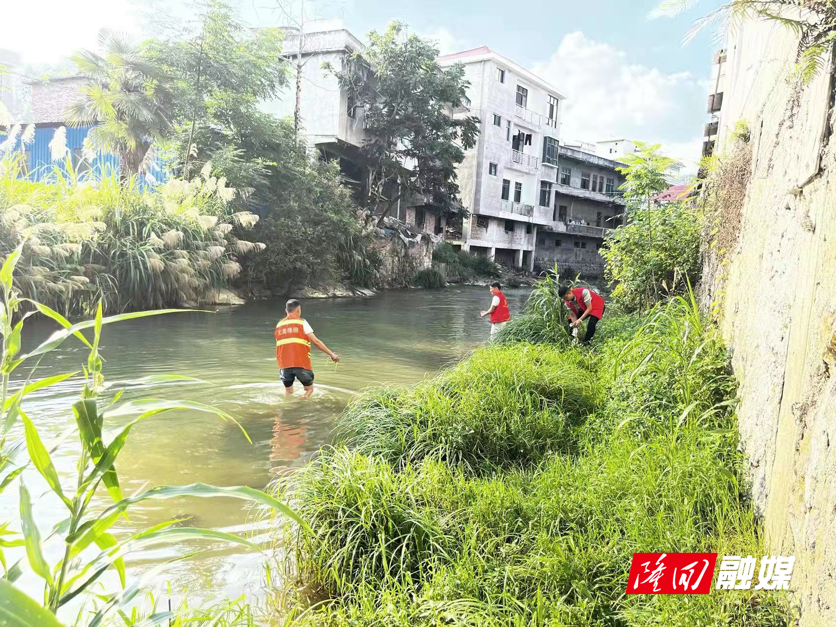 b0a606b58738a88af2a031b592d68ac.jpg b0a606b58738a88af2a031b592d68ac.jpg