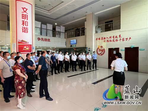 全市深化医药卫生体制改革工作推进会召开.jpg