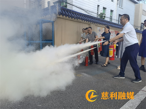 f9c04294aba8f89072f8c8c486f4f2a_副本.jpg