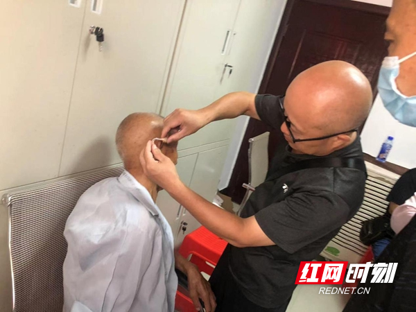 图片35.jpg