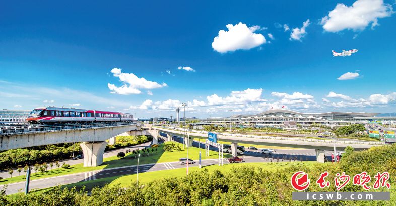 　　长沙加快推进国家综合交通枢纽中心建设，外联内通、覆盖城乡、功能完善的综合立体交通体系已初具规模。资料图片