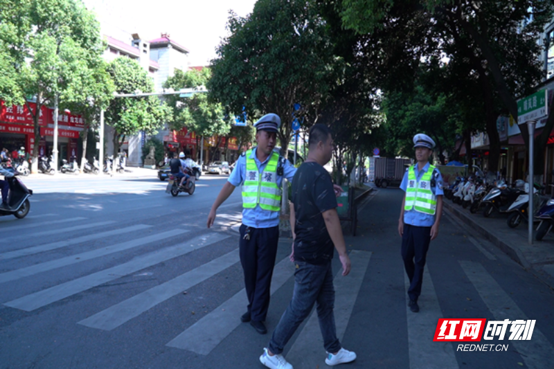 vlcsnap-2022-08-08-11h29m30s047_副本.png
