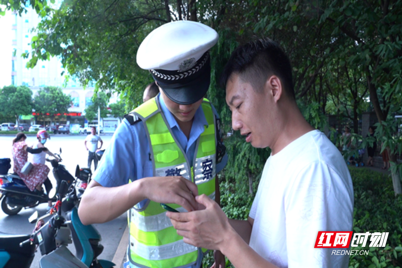 vlcsnap-2022-08-08-11h28m38s334_副本.png