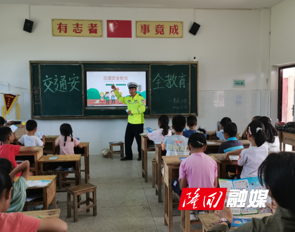 学校3.jpg 学校3.jpg