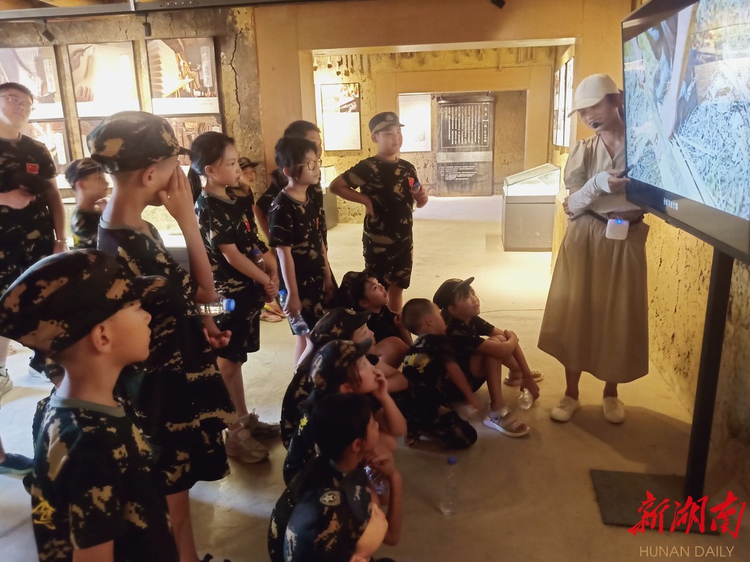 省人防办组织开展青少年主题教育暨社会实践夏令营活动