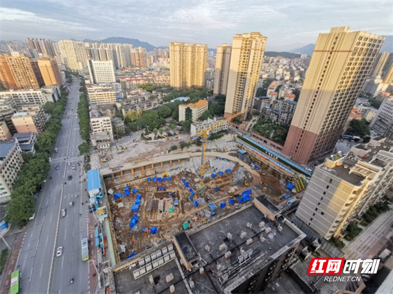 图三锦马时代中心项目建设施工现场.jpg