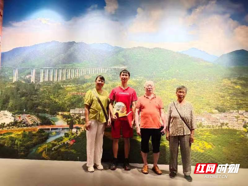 微信图片_20220827223306.jpg 微信图片_20220827223306.jpg