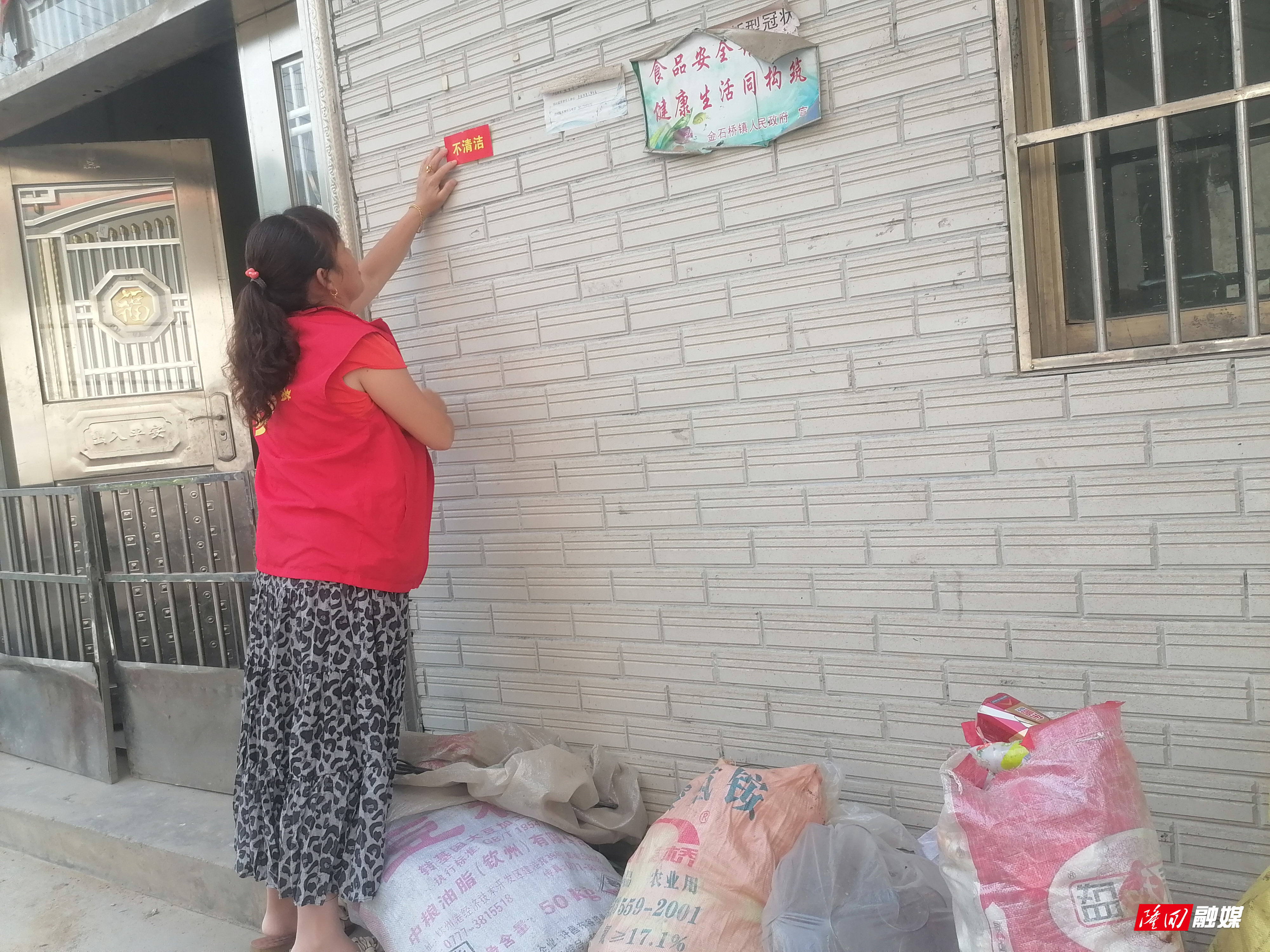 1b5bf73b8ebe1d8e924b850d489593d.jpg 1b5bf73b8ebe1d8e924b850d489593d.jpg