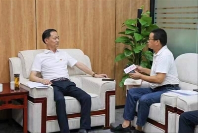 法治湖南基层行| 赋能放权让群众办事不求人 ——专访临湘市委书记王文华