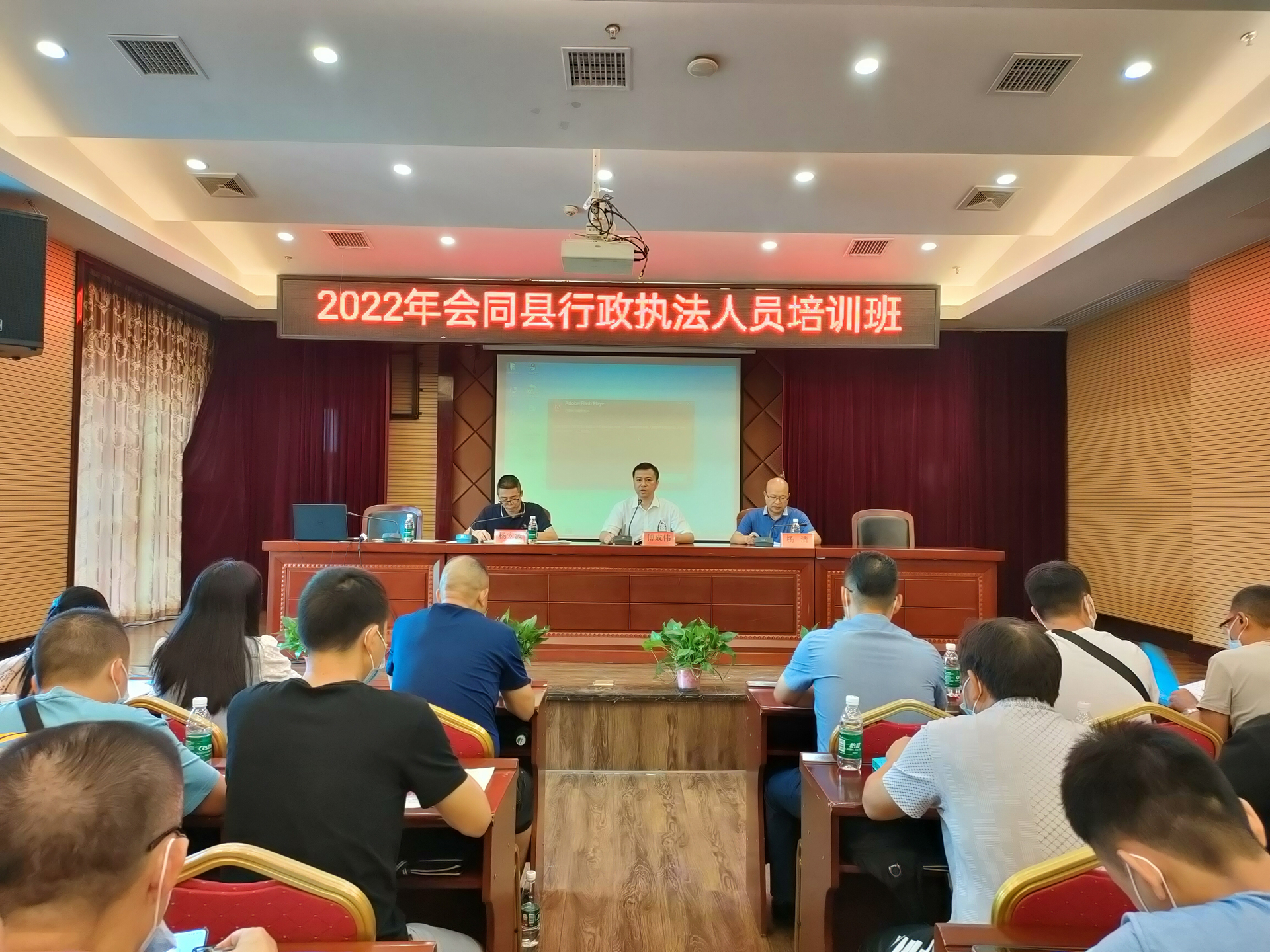 图片0.jpg