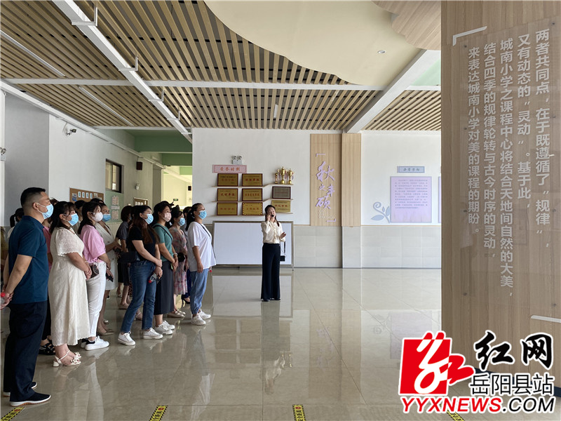 了解学校”成美文化“.jpg