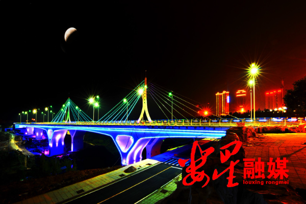 新市政府大桥DSC_7158副本2         .jpg