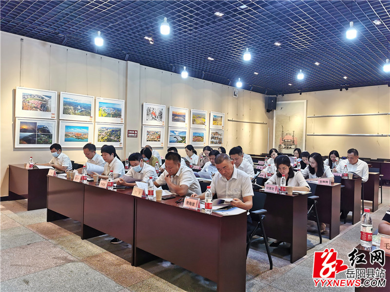 座谈会_副本.jpg