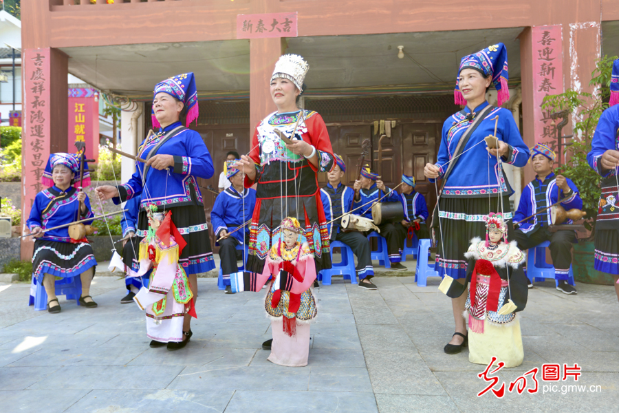 【民族团结党旗红】广西靖西：国门党建“强引擎” 促进边境和谐发展
